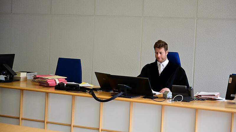 Strafrichter Johannes Obenauf kurz vor Beginn des Prozesses