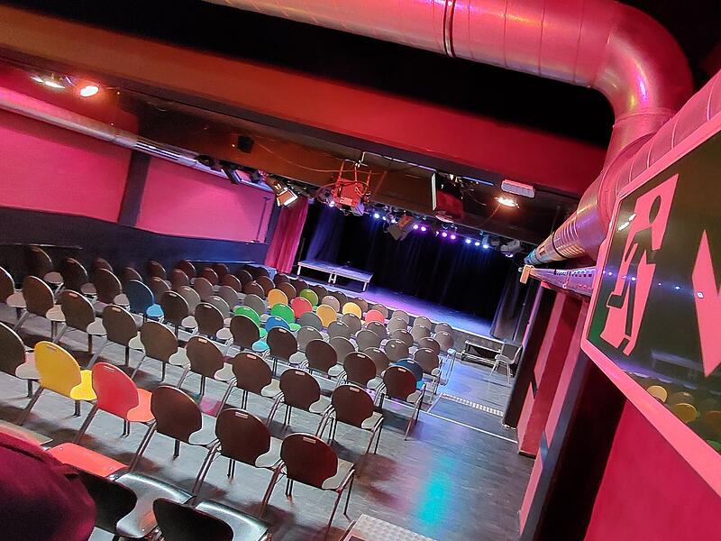 Viel los am Wochenende: Im Jungen Theater gibt es Comedy und Musik.Forchheim & Fränkische Schweiz