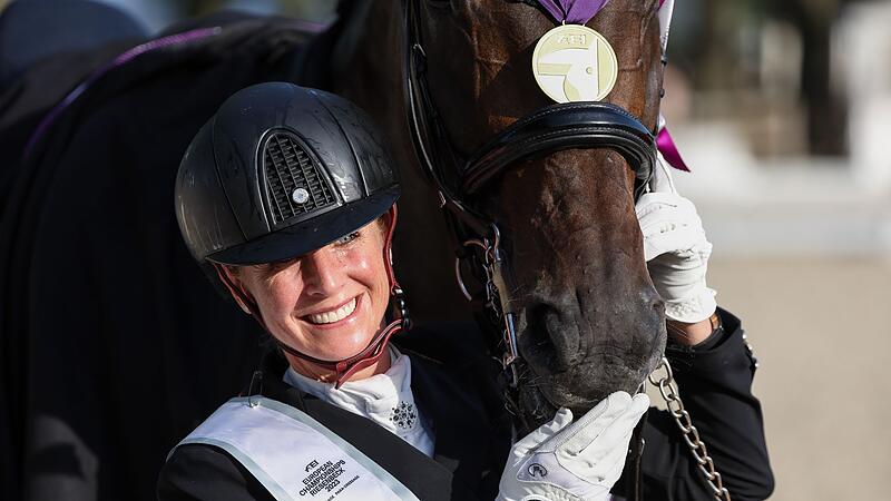 Dressurreiterin Jessica von Bredow-Werndl Dressurreiterin Jessica von Bredow-Werndl