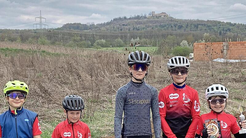 Magnus Sch&ouml;nle, Mattis Wichert, Lasse Wichert, Ole Wichert und Lotta Sch&auml;fer.