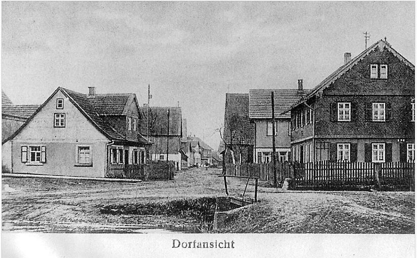 Die historische Dorfansicht.