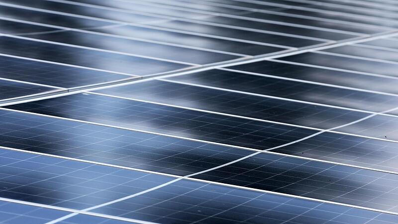 Der B&uuml;rgerentscheid zum Solarpark G&uuml;ckelhirn ist inzwischen endg&uuml;ltig abgeschlossen, die Pl&auml;ne f&uuml;r den Bau k&ouml;nnen somit weiterverfolgt werden. Der Gemeinderat dr&auml;ngt unter anderem auf die Kl&auml;rung der Entscheidungsbefugnisse.