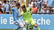 Der TSV 1860 München unterlag beim Drittliga-Auftakt mit 0:1 dem FC Saarbrücken. Der TSV 1860 München unterlag beim Drittliga-Auftakt mit 0:1 dem FC Saarbrücken.