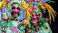 Der Pailettenstammtisch hat sich wieder einmal selbst übertroffen: „Maja auf der Blumenwiese“ lautete das Motto, das sich die Gruppe in diesem Jahr gegeben hat.