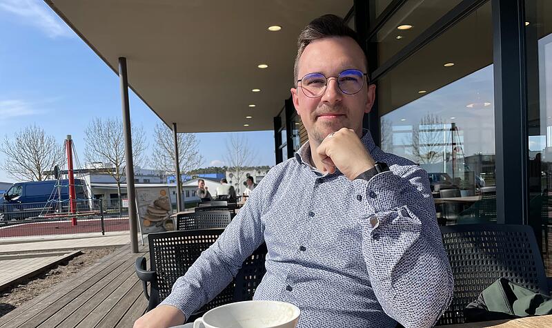 Gute Laune nach einem deutlichen Stichwahlsieg. Mit rund 70 Prozent der Stimmen hat der 27-j&auml;hrige Nico Kauper am 22. M&auml;rz das Rennen ums Amt des B&uuml;rgermeisters in Adelsdorf f&uuml;r sich entschieden.