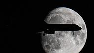 Am Mond vorbei
