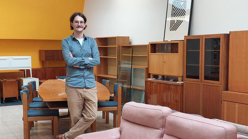 Bei Waldmann Vintage Interior bietet Inhaber Moritz Waldmann nur M&ouml;belst&uuml;cke an, die ihm auch selbst gefallen.