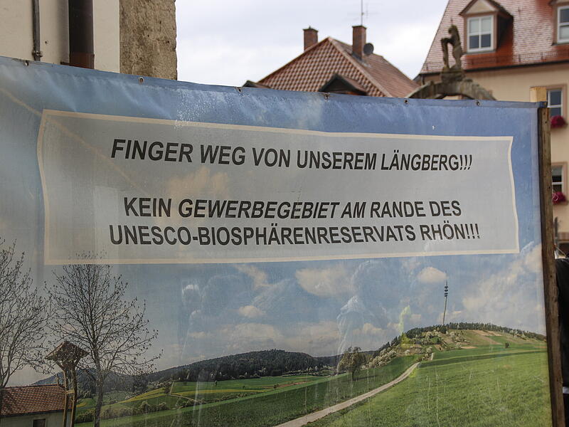 Demo gegen geplantes Gewerbegebiet in Westheim Demo gegen geplantes Gewerbegebiet in Westheim