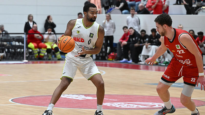 Sport Basketball 2. Bundesliga PROA Saison 2025 / 2026  26. Spieltag  am Montag  09.03.2026  Spielbeginn 19.30 h Spielort  Magdeburg Wolfgang-Lakenmacher-HalleAn der Steinkuhle 4  SBB Baskets Wolmirstedt gegen  BBC Bayreuth  Halbzeitergebnis  44:39 Endst