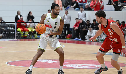 Sport Basketball 2. Bundesliga PROA Saison 2025 / 2026  26. Spieltag  am Montag  09.03.2026  Spielbeginn 19.30 h Spielort  Magdeburg Wolfgang-Lakenmacher-HalleAn der Steinkuhle 4  SBB Baskets Wolmirstedt gegen  BBC Bayreuth  Halbzeitergebnis  44:39 Endst