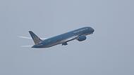 Nach Zwischenfall beim Start eines Flugzeugs von Air Vietnam Nach Zwischenfall beim Start eines Flugzeugs von Air Vietnam