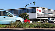 Brose hat am Berliner Ring ein großes Zentrum aufgebaut. Brose hat am Berliner Ring ein großes Zentrum aufgebaut.