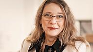 Anja Falkowski steht Frauen bei Fragen und Herausforderungen im beruflichen Kontext mit Rat und Tat zur Seite.