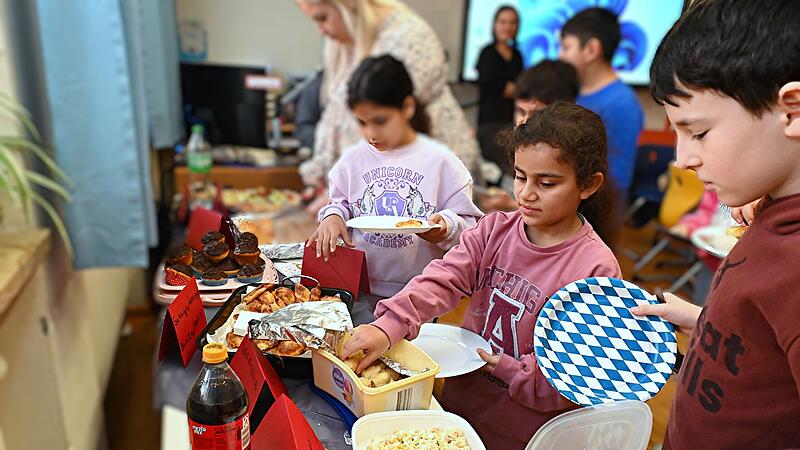 Besuch bei einer Fl&uuml;chtlingsklasse in Hirschaid bei Bamberg