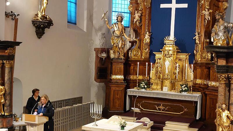 Die Moderatorinnen Tanja Schw&auml;gerl und Karola dos Reis Goncalves f&uuml;hrten durch die Gottesdienste.