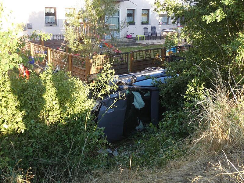 Bei einem schweren Verkehrsunfall auf der Bundesstraße 26 nahe Eltmann ist am frühen Sonntagmorgen (10. Juli) ein Autofahrer verletzt worden.