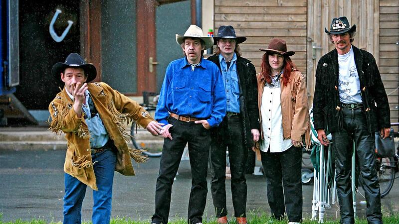 Ob die Thundorfer beim Hufeisenwerfen genauso schick aussehen wie diese Cowboys? Ob die Thundorfer beim Hufeisenwerfen genauso schick aussehen wie diese Cowboys?