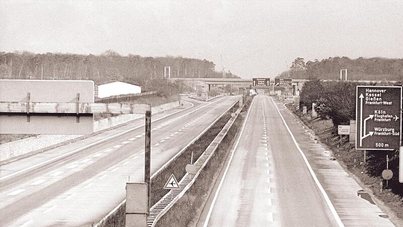 1973 gab es in der Ölkrise erstmals Fahrverbote an Sonntagen.    1973 gab es in der Ölkrise erstmals Fahrverbote an Sonntagen.   