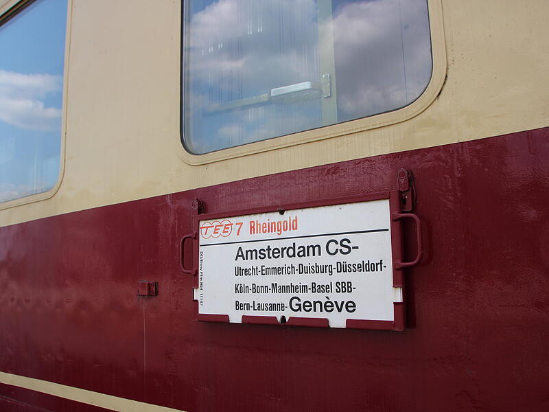 Rund um den ehemaligen Güterbahnhof in CoburgRund um den ehemaligen Güterbahnhof in Coburg Rund um den ehemaligen Güterbahnhof in Coburg - hier: der historische Panorama-Wagen, der für kleinere Veranstaltungen genutzt werden kann