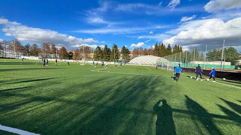 Der FC Mitwitz bereitete sich im Trainingslager in Sokolov auf die Restrückrunde der Bezirksliga vor. Der FC Mitwitz weilte im Winter im Trainingslager in Sokolov