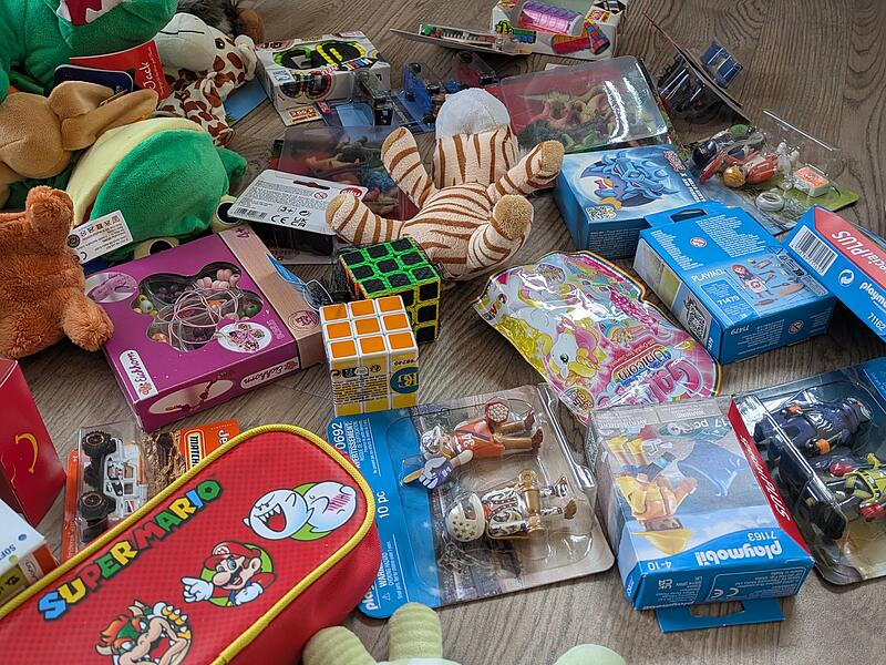 Weihnachten im SchuhkartonWeihnachten im Schuhkarton Weihnachten im SchuhkartonWeihnachten im Schuhkarton