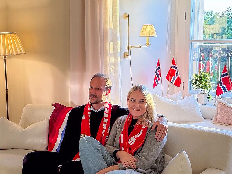 Erste Bilder von Mette-Marit nach Lungen-OP Erste Bilder von Mette-Marit nach Lungen-OP