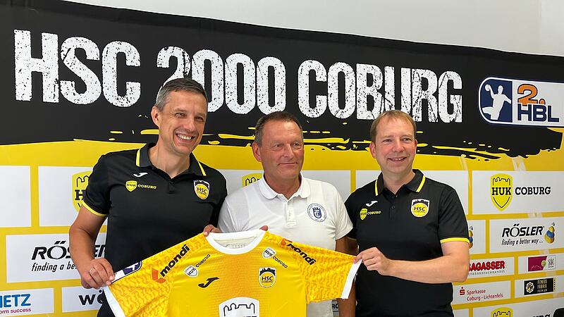 Die HSC-Geschäftsführer Stefan Apfel (l.) und Jan Gorr (r.) stellten ihre Pläne für den Coburger Damenhandball vor - zusammen mit Stefan Höll von der Turnerschaft. Die HSC-Geschäftsführer Stefan Apfel (l.) und Jan Gorr (r.) stellten ihre Pläne für den Coburger Damenhandball vor - zusammen mit Stefan Höll von der Turnerschaft.