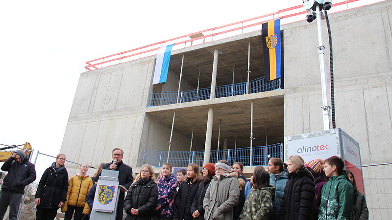 Gymnasium Höchstadt ErweiterungsbauForchheim & Fränkische Schweiz Gymnasium Höchstadt ErweiterungsbauForchheim & Fränkische Schweiz