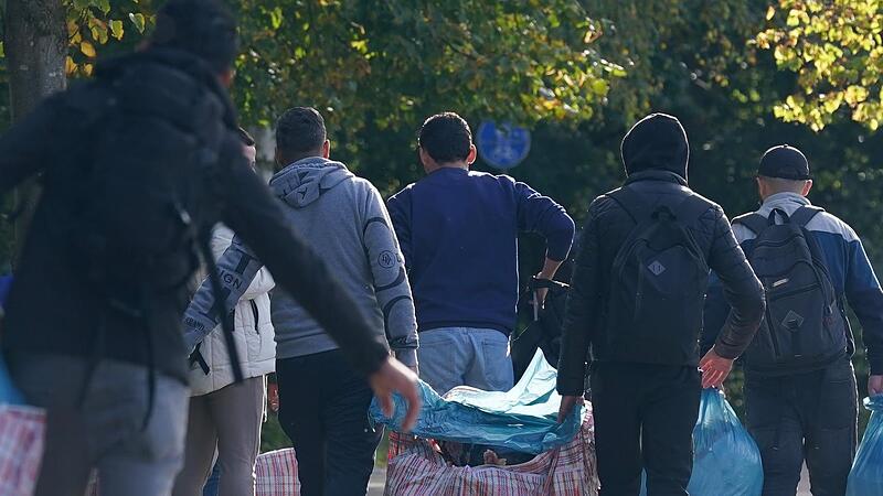 Der Fl&uuml;chtlingszustrom h&auml;lt unvermindert an.