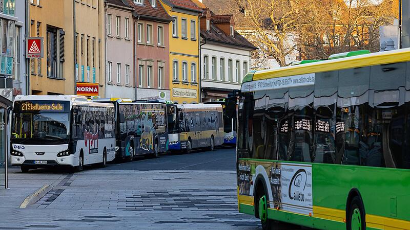 Wer von Bad Kissingen aus startet, kann bald auch in Schweinfurt mit öffentlichen Verkehrsmitteln fahren - und umgekehrt. Wer von Bad Kissingen aus startet, kann bald auch in Schweinfurt mit öffentlichen Verkehrsmitteln fahren - und umgekehrt.