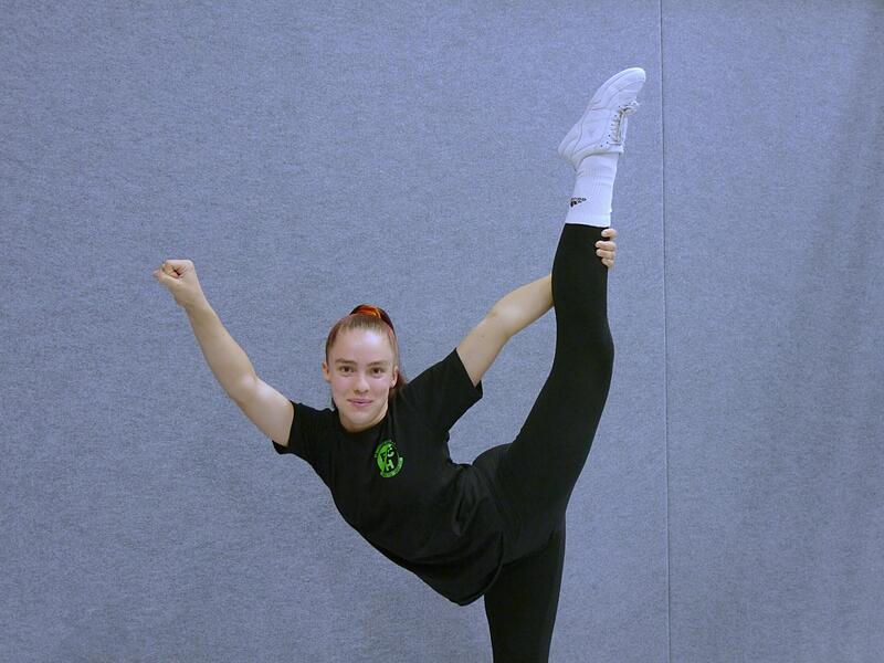 Laura Luthardt trainiert im Bundeskader Cheerleading Laura Luthardt trainiert im Bundeskader Cheerleading