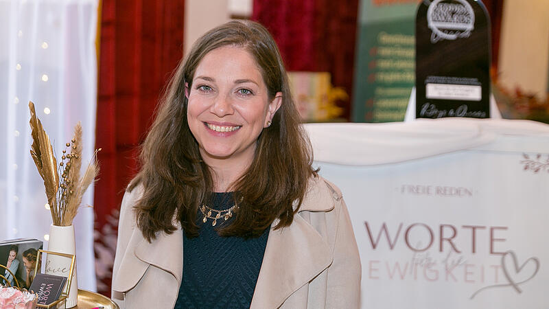 Silke Glei&szlig;ner aus H&ouml;chstadt steht im Finale der Wedding King Awards.