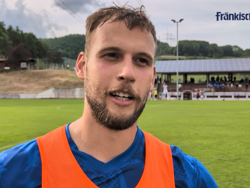 Christoph Schuster brachte mit dem 2:1 seine SpVgg Reuth auf die Siegerstra&szlig;e.