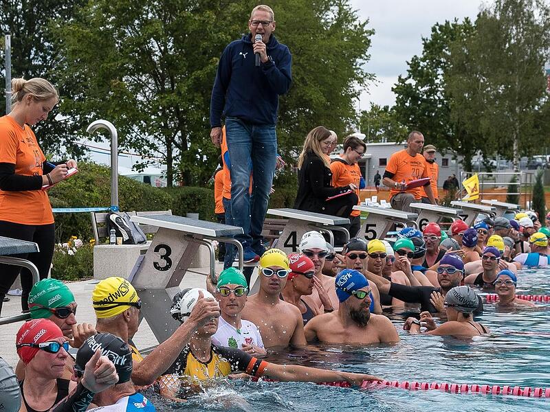 Höchstadter Medwork-Triathlon 2019. Zwei Jahre zuvor war Carsten Wink an selber Stelle als Rettungsschwimmer gefragt.Forchheim & Fränkische Schweiz Höchstadter Medwork-Triathlon 2019. Zwei Jahre zuvor war Carsten Wink an selber Stelle als Rettungsschwimmer gefragt.Forchheim & Fränkische Schweiz