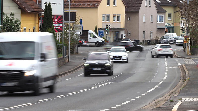 D&ouml;rfles-Esbach Stra&szlig;ensperrung Ortsdurchfahrt Neustadter Stra&szlig;e