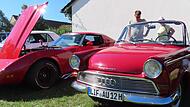 Eine Rarität war der rote Auto Union: Vorne bereits 4 Audi-Ringe, hinten „DKW“-Aufschrift. Eine Rarität war der rote Auto Union: Vorne bereits 4 Audi-Ringe, hinten „DKW“-Aufschrift.