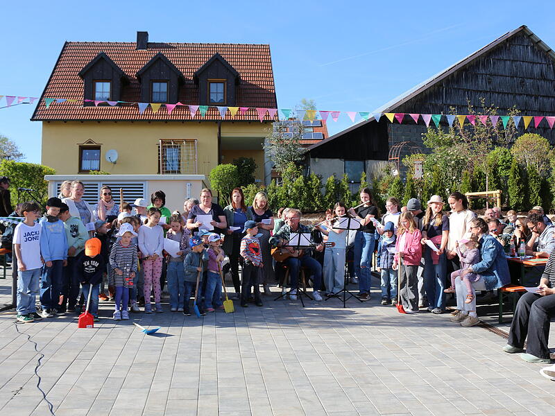 Einweihungsfest Modlos