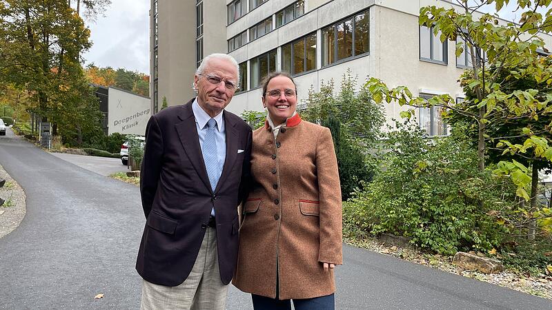 Dorothea Deeg führt mit Vater Peter Deeg die Geschäfte der Deegenbergklinik in Bad Kissingen. Der 83-jährige Mediziner wird sich in den nächsten Jahren nach mehr als 30 Jahren schrittweise aus der Leitung der Rehaklinik zurückziehen.