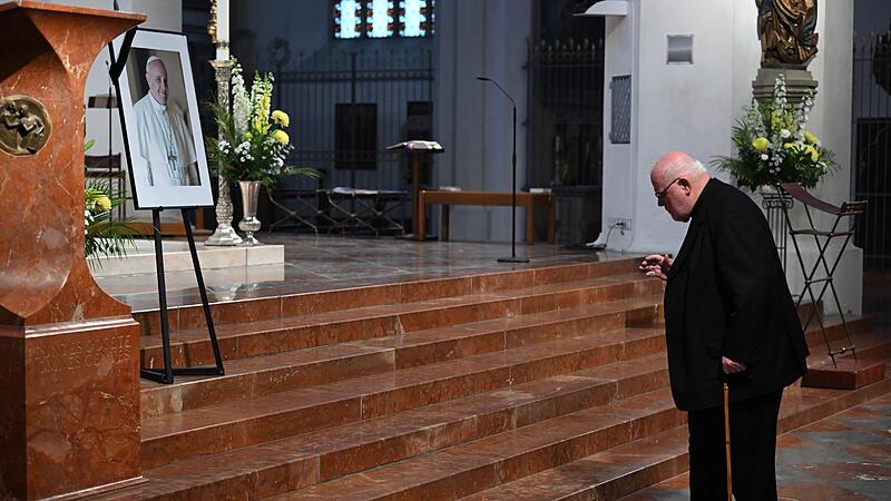 Papst Franziskus gestorben - München