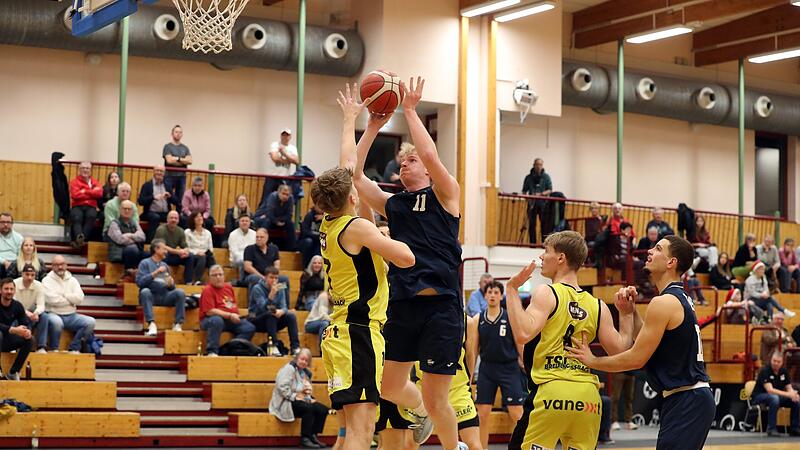 Tröster gg Dresden 2 061225 05 C Stephan