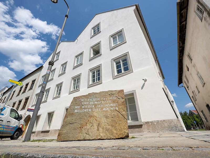 Polizeizentrum im Hitler-Geburtshaus Polizeizentrum im Hitler-Geburtshaus