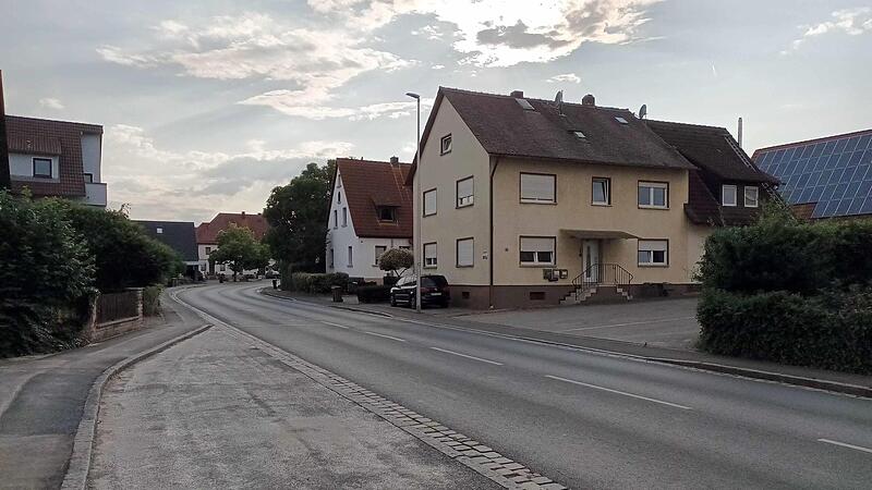 Eventuell wird es an der Ortsdurchfahrt in Gro&szlig;enseebach k&uuml;nftig ein Tempolimit von 30 Stundenkilometern geben.