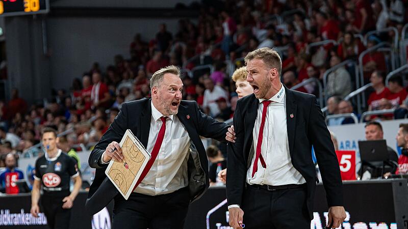 Arne Woltmann (l) und Anton Gavel