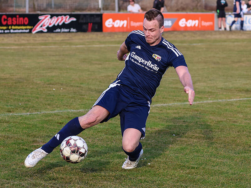 Florian Fischbach ist seit vier Jahren Spielertrainer in Hirschfeld/Steinbach.
