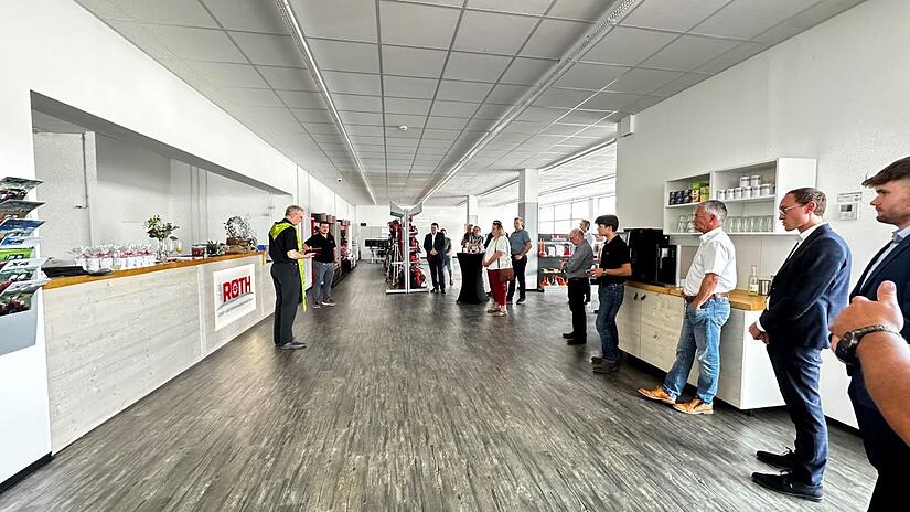 Neuer&ouml;ffnung Roth Land- und Kommunaltechnik