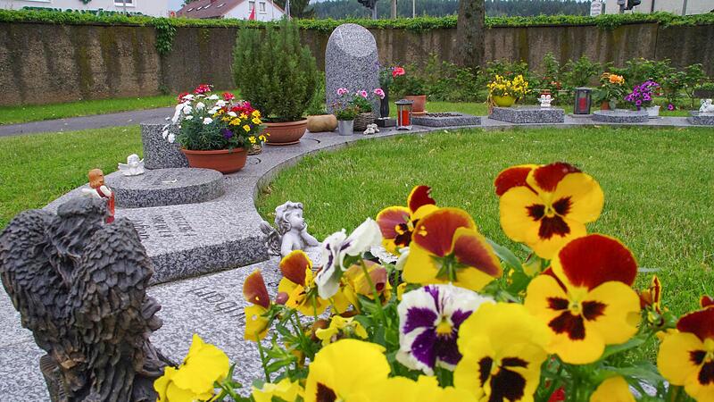 Die Stadt Kronach sucht nach weiteren Bestattungsangeboten auf ihren Friedh&ouml;fen.
