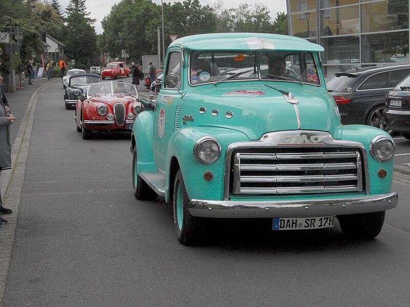Die Oldtimer-Rallye Franken Classic findet heuer zum 25. Mal statt.Franken Classic 2024 Bad Kissingen Die Oldtimer-Rallye Franken Classic findet heuer zum 25. Mal statt.Franken Classic 2024 Bad Kissingen