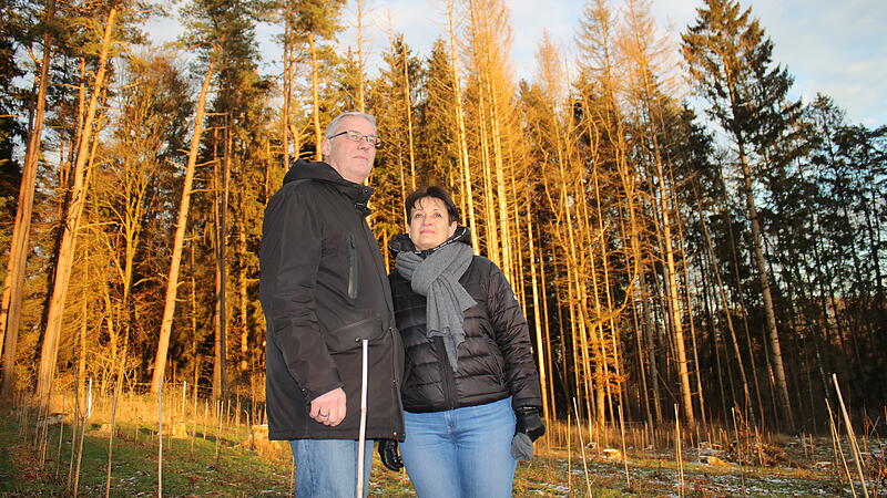&bdquo;Er hat alles alleine gemacht&ldquo;, erz&auml;hlt Irina Gunzelmann &uuml;ber ihren Mann Artur Gunzelmann. &bdquo;Ich habe Achtung vor ihm und bin sehr stolz.&ldquo;