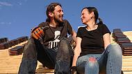 Werner und Manuela Kapfenberger freuen sich über ihr nachhaltiges Holzhaus.