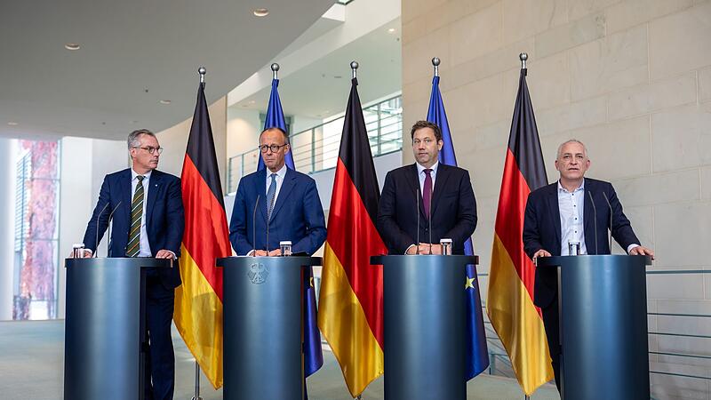 Stahlgipfel im Kanzleramt